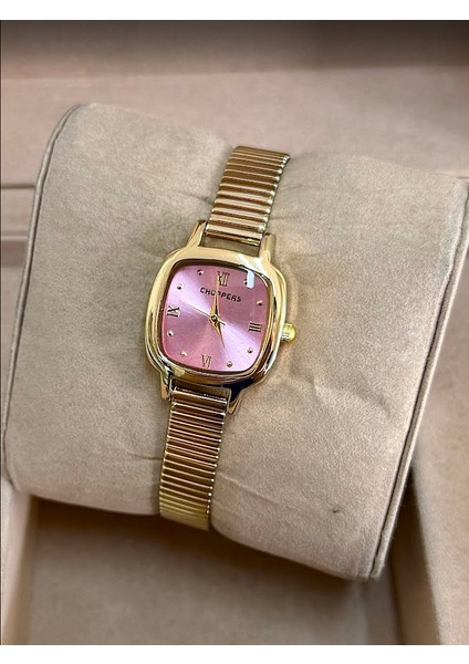 Gold Renk Kordon Pembe Kare Kadran Kolunuzdaki Şık Tasarım Kadın Kol Saati ST03
