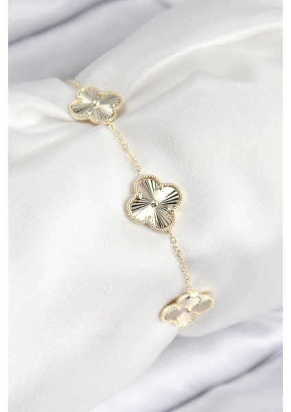 VIP Pirinç Yonca Model Gold Renk Kadın Bileklik - Lisinya