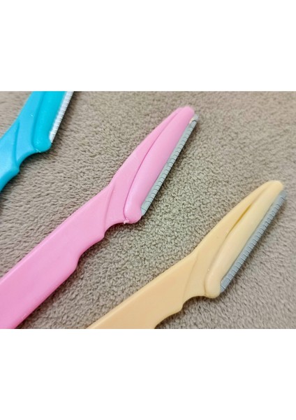 Tırtıklı Kaş ve Bıyık Usturası, Hassas Kesim Için Profesyonel Jilet