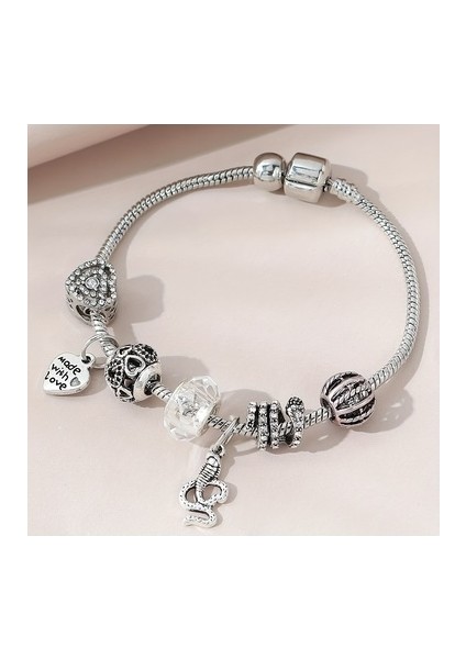 Pandora Tarz , Made With Love Aşk Sevgi Charmlı Gümüş Bileklik, Ahşap Kutu Içerisinde