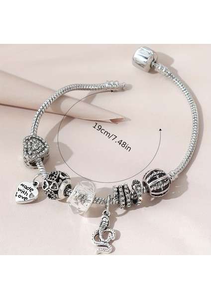 Pandora Tarz , Made With Love Aşk Sevgi Charmlı Gümüş Bileklik, Ahşap Kutu Içerisinde fırsatları