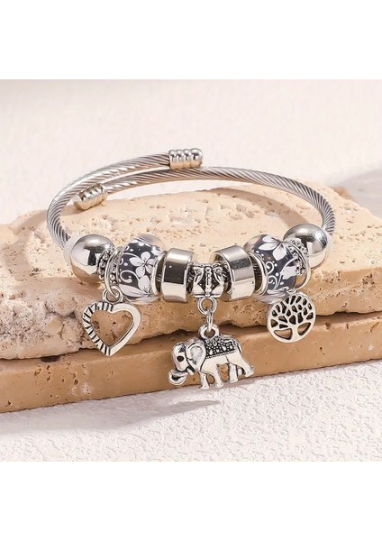 Pandora Tarz , Siyah Taşlı Hayat Ağacı Fil Kalp, Charmlı Bileklik, Ahşap Kutu Içerisinde modelleri