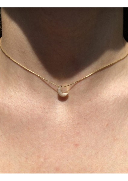 Şık Kadın Sedef Hilal Ay Kolye, Zarif Takı, Parlak Tasarım