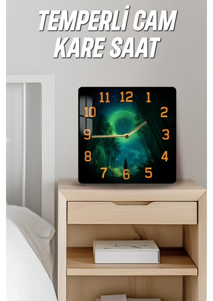 Kozmik Gece ve Yeşil Işık Temalı Temperli Cam Kare Saat 33X33 cm Ebadında Uv Baskı - KCS070 fırsatları