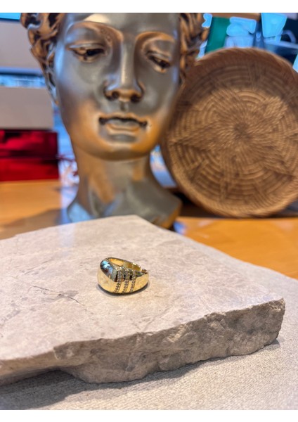 Taşlı Kalın Yüzük