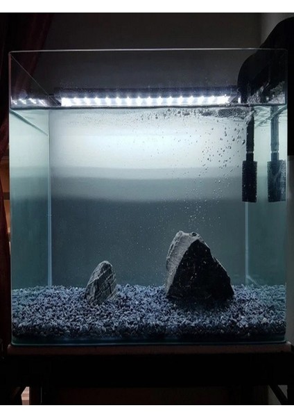 Siyah Akvaryum Dekor Taşı - Kumu, 5 Kg, Doğal ve Estetik Akvaryum Süsleme Malzemesi modelleri