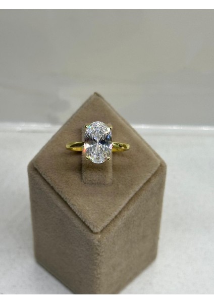 Gümüş Yüzük, Oval Taş Detaylı, Şık ve Zarif Tasarım, Zarif Aksesuar. modelleri