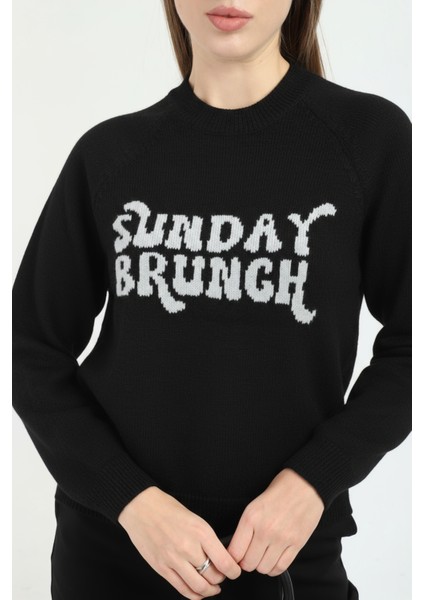 Kadın Sunday Yazı Desenli Bisiklet Yaka Kazak