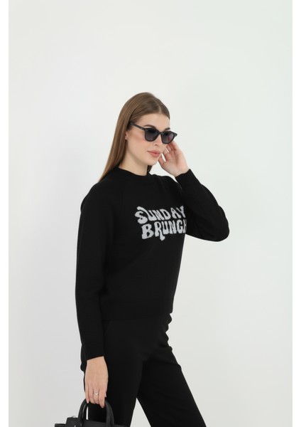 Kadın Sunday Yazı Desenli Bisiklet Yaka Kazak