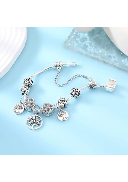 Pandora Tarz , Kristal, Hayat Ağacı Temalı Kırmızı Charmlı Bileklik, Ahşap Kutu Içerisinde