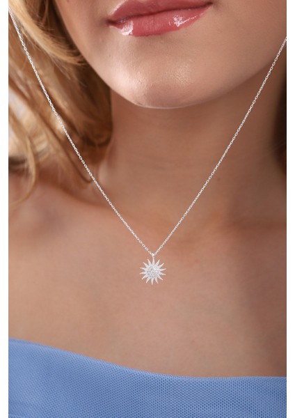 925 Ayar Gümüş Zincirli, Beyaz Zirkon Taşlı Güneş Motifli Kolye fiyatları