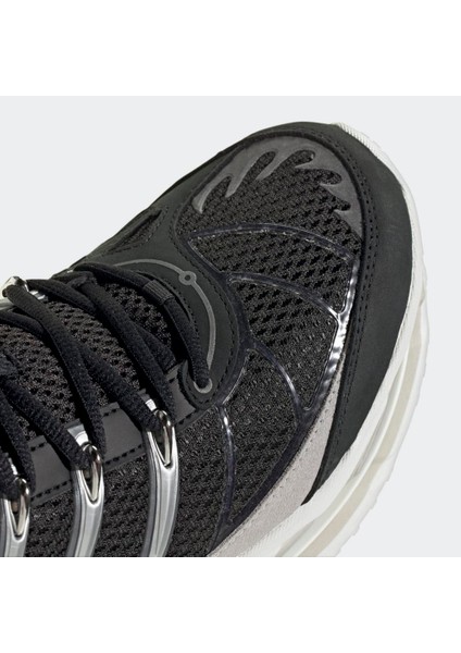 JQ8742 Adıstar Hrmy