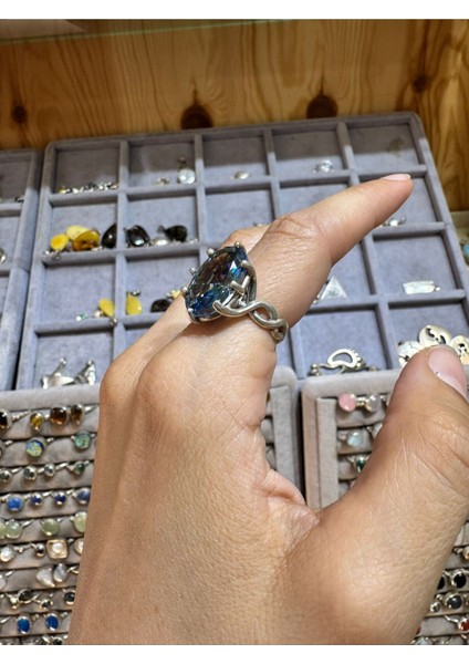 Mavi Renkli, Doğal Taşlı Şık Gümüş Yüzük, Zarif ve Özgün Tasarım indirimleri