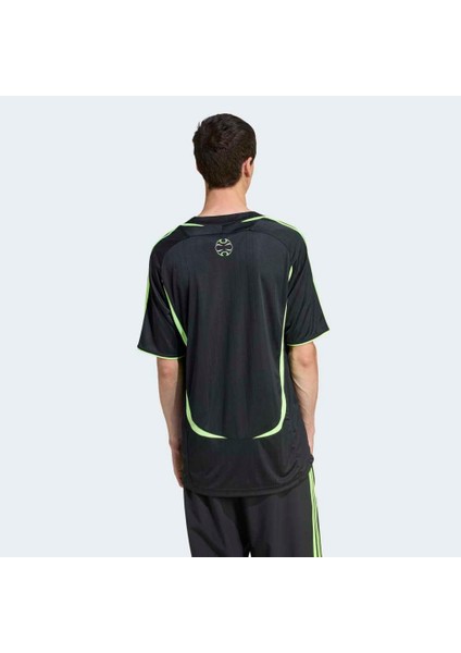 Originals JW5872 Teamgeist Adicolor Tee modelleri