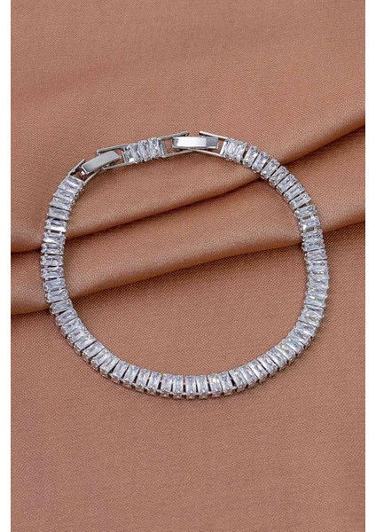 Pandora Tarz ,baget Zirkon Taşlı Suyolu, Gümüş Bileklik, Ahşap Kutu Içerisinde