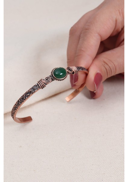 Yeşil Akik Otantik Bakır Bileklik, Zarif ve Doğal Takı Seçeneği