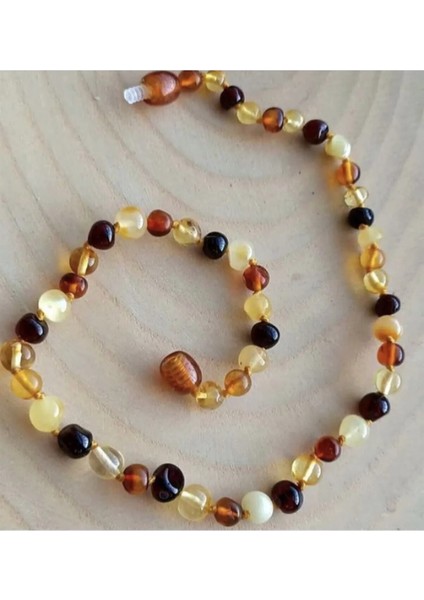 Kahverengi Yetişkin Kehribar Kolye, 45 Cm, Şık ve Doğal Tasarım