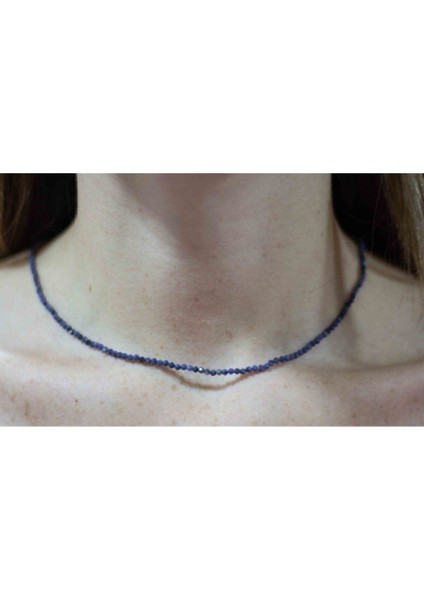 Mavi Lapis Lazuli Taşı Ince Doğal Kolye 2mm, Şıklık ve Doğallık Sunar