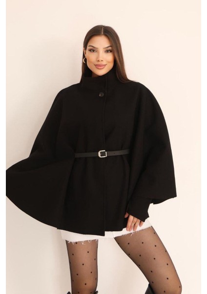 Kadın Şık Kaşe Kumaş Pelerin Palto – Kuşaklı Düğme Detaylı Kışlık Panço Modeli