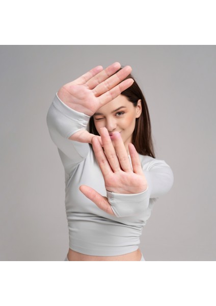 Zyra Crop Long Sleeved Top fırsatları