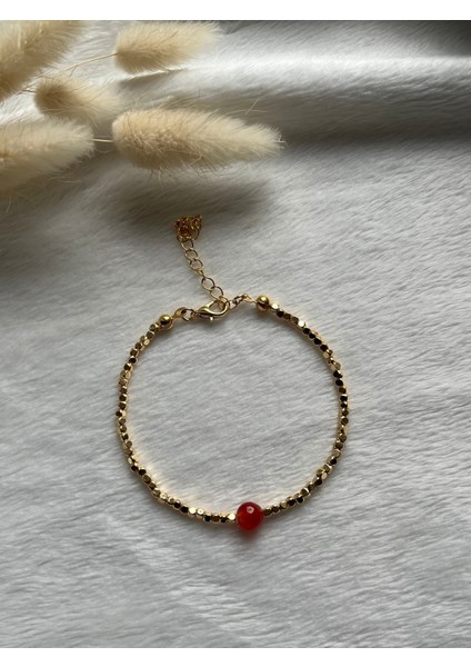 Doğal Taş Karneol Bileklik, Şık Altın Kaplama Tasarım ve Zarif Detaylar fiyatları