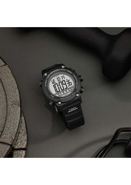 TW5M66900 Erkek Kol Saati