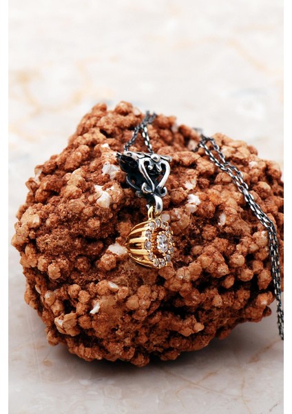 El Işi Gümüş Kolye, Pırlanta Detaylı, Şık ve Zarif Tasarım, Takı Aksesuar. fiyatları