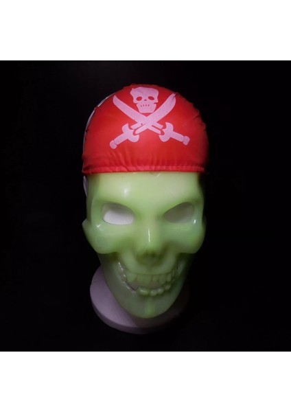 Ds-Derin Karanlıkta Parlayan Fosforlu Korsan Kafatası Maskesi