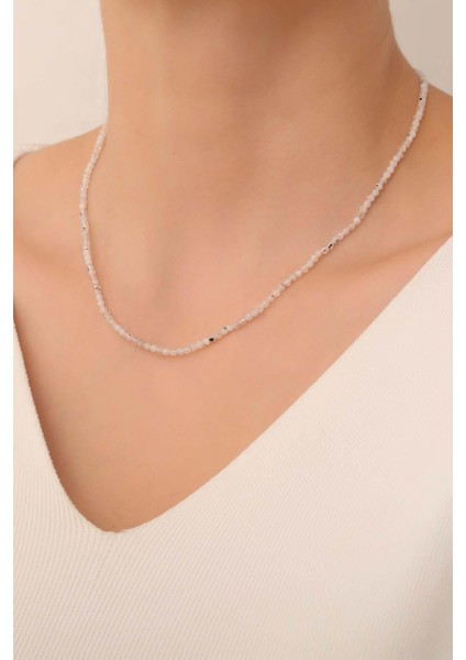 Özel Kesim Ay Taşı Kolye, Beyaz, Sertifikalı, Şık ve Zarif Takı