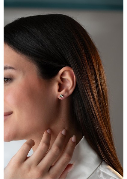 Renkli 925 Ayar Gümüş Gold Kaplama Kır Çiçeği Mini Küpe, Taşlı ve Şık Tasarım