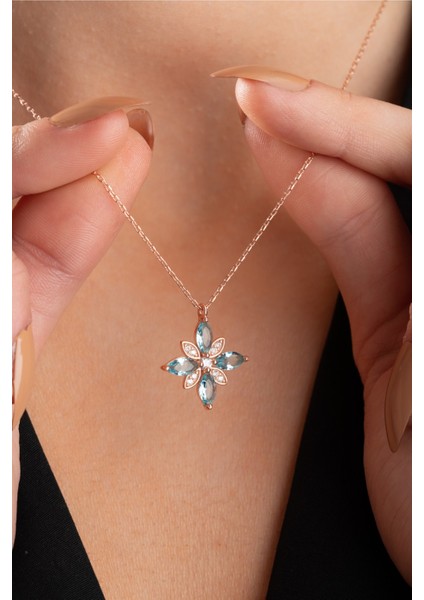 925 Ayar Gümüş Aquamarin Taşlı Umut Çiçeği Kolye, Şık ve Anlamlı Takı Seçeneği modelleri