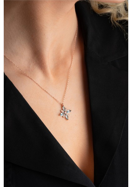 925 Ayar Gümüş Aquamarin Taşlı Umut Çiçeği Kolye, Şık ve Anlamlı Takı Seçeneği