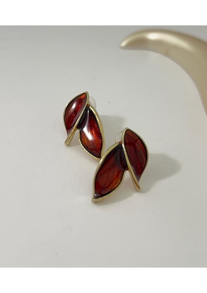 Kırmızı Taşlı Altın Renk Yaprak Vintage Modern Küpe, Şık ve Zarif Takı Seçeneği fiyatları