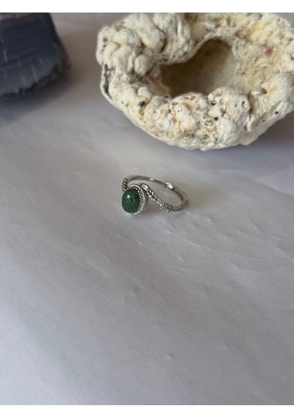 Yeşim Taş Ayarlı Doğal Yüzük, Şık ve Zarif Takı Seçeneği fiyatları