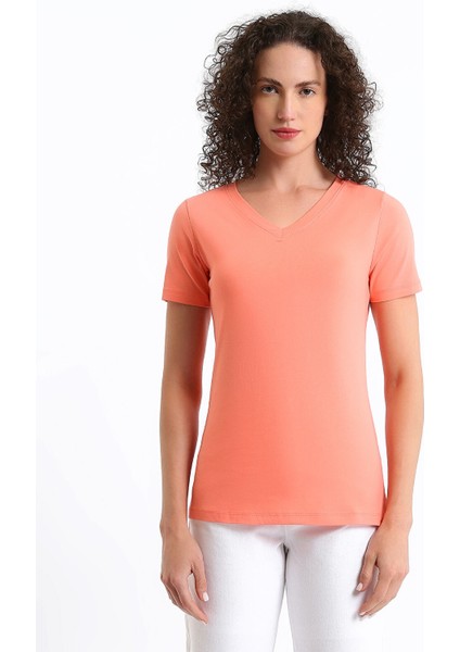 Yeni Sezon V Yaka Düz Kısa Kollu Kadın Tişört fiyatları