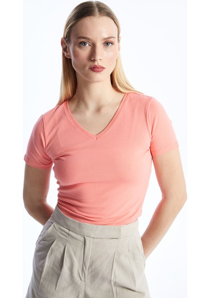Yeni Sezon V Yaka Düz Kısa Kollu Kadın Tişört fırsatları