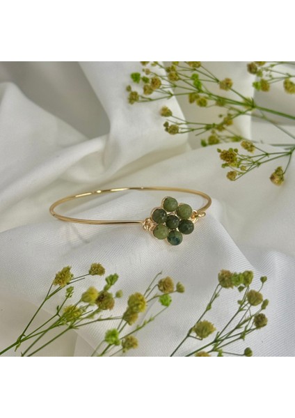 Yeşil Doğal Taşlı Çiçek Desenli Bileklik, Şık ve Zarif Takı Seçeneği