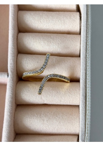 Zirkon Taşlı Şık Sarmal Yüzük, Zarif Takı Seçeneği modelleri