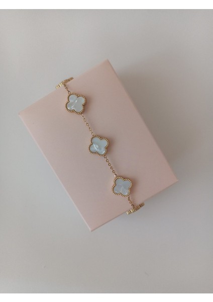 Şık 136L Çelik Bileklik Kadınlar Için Modern ve Zarif Takı