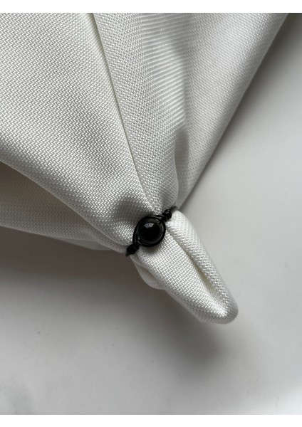 Ayarlanabilir Siyah Taşlı Şık Yüzük, Zarif ve Modern Tasarım