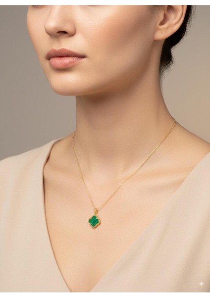 Yeşil Taşlı Gümüş ve Altın Kaplama Yonca Kolye, Şık ve Zarif Takı fiyatları