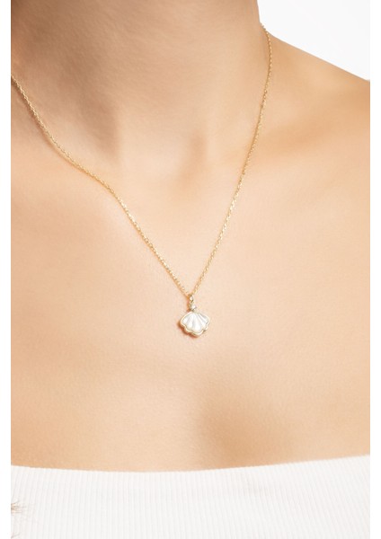 Deniz Kabuğu Detaylı 45 cm Gümüş Kolye, 18 Ayar Sarı Altın Kaplama fırsatları