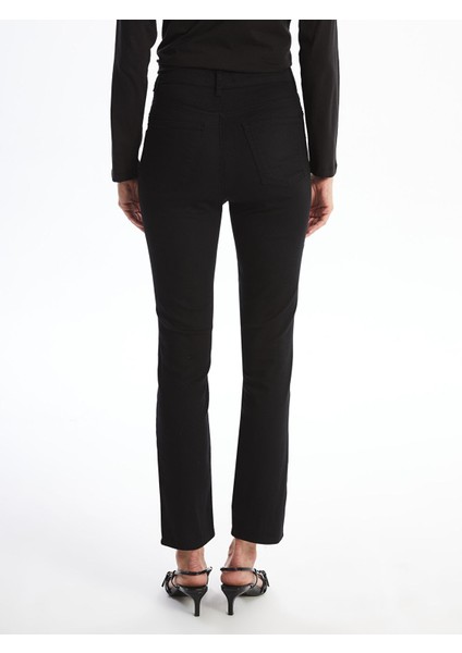 Yeni Sezon Straight Fit Kadın Jean Pantolon indirimleri