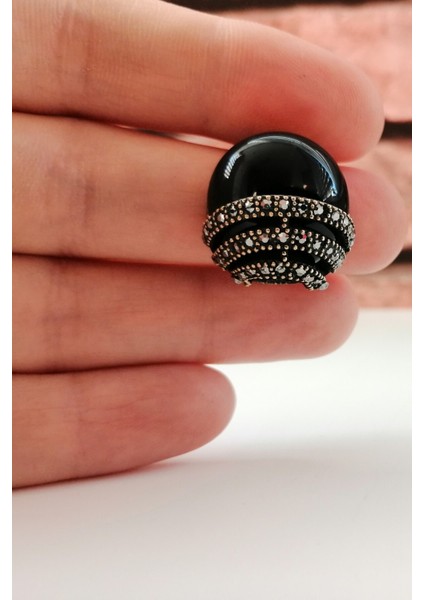 Parlak Taşlı Akik Yüzük, Şık ve Zarif Takı Seçeneği. indirimleri