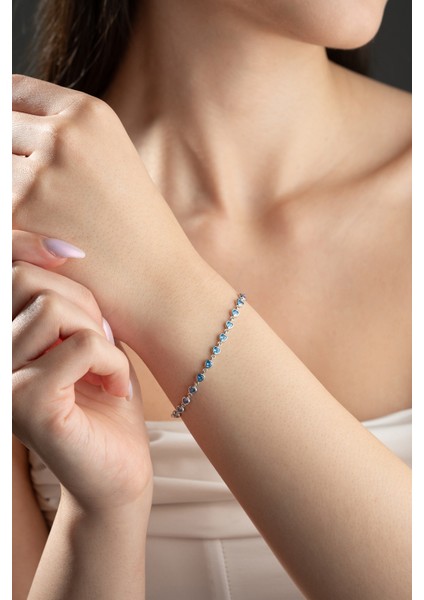 925 Ayar Gümüş Rodyum Kaplama Aquamarin Taşlı Kalpli Bileklik, Şık ve Zarif Tasarım fiyatları