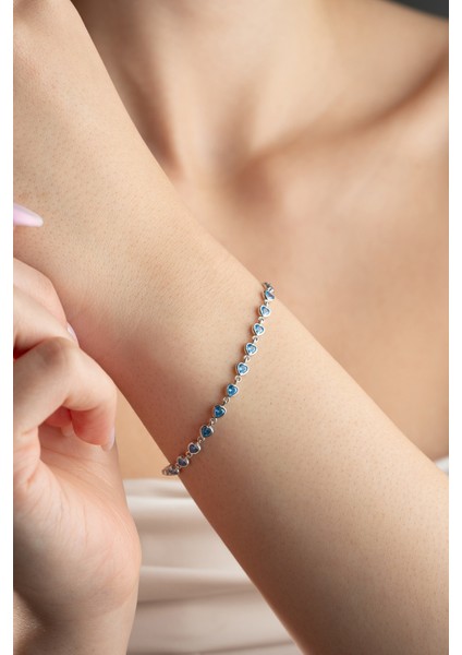 925 Ayar Gümüş Rodyum Kaplama Aquamarin Taşlı Kalpli Bileklik, Şık ve Zarif Tasarım fırsatları