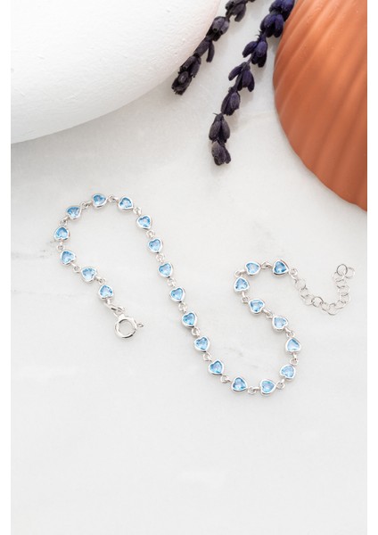 925 Ayar Gümüş Rodyum Kaplama Aquamarin Taşlı Kalpli Bileklik, Şık ve Zarif Tasarım