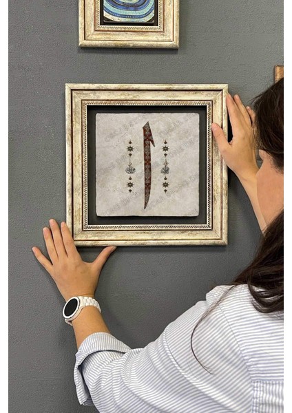 Renkli Taşlı Elif Harfi Duvar Tablosu, 30X30 Cm, Şık ve Modern Dekor Seçeneği