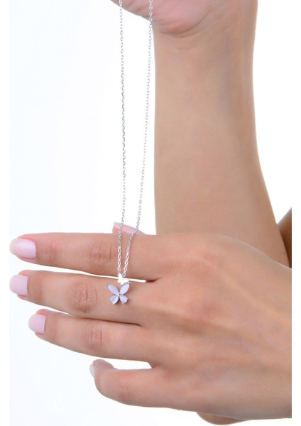 Kedi Gözü Taşlı Narin Kelebek Kolye, Şık ve Zarif Tasarım, Hediye Için Ideal. modelleri