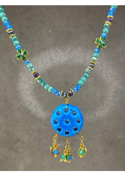Mavi Yoncalı Süryani Nazar Boncuklu Kolye, Şık ve Enerjik Takı Seçeneği fiyatları
